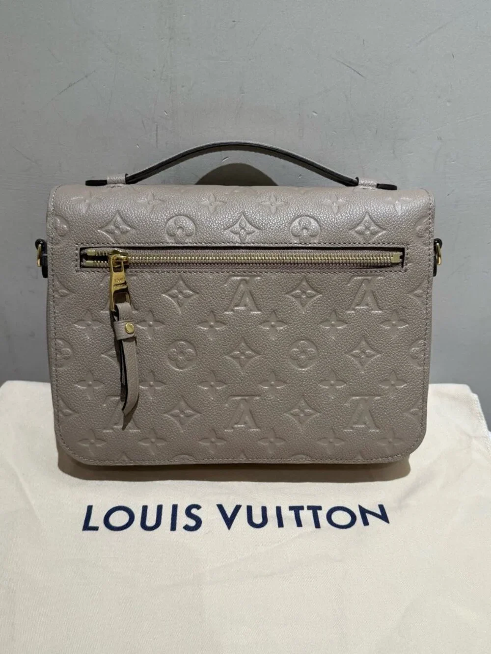 Louis Vuitton Pochette Métis Grey Monogram Empreinte Leather Messenger Bag